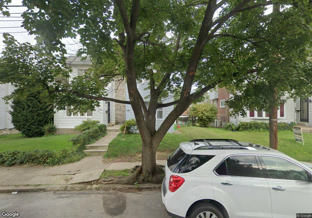 942 W Cobbs Creek Pkwy, Yeadon, PA 19026 - photo 1