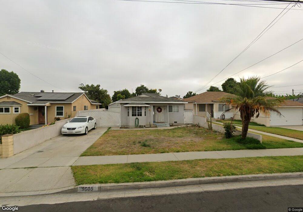 9505 Rose St, Bellflower, CA 90706 - photo 1