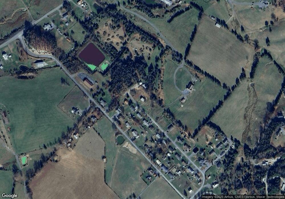 264 Big Sky Dr, Petersburg, WV 26847 - photo 1