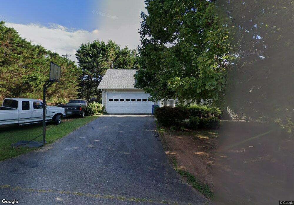 4 Viewpointe Ln, Asheville, NC 28806 - photo 1