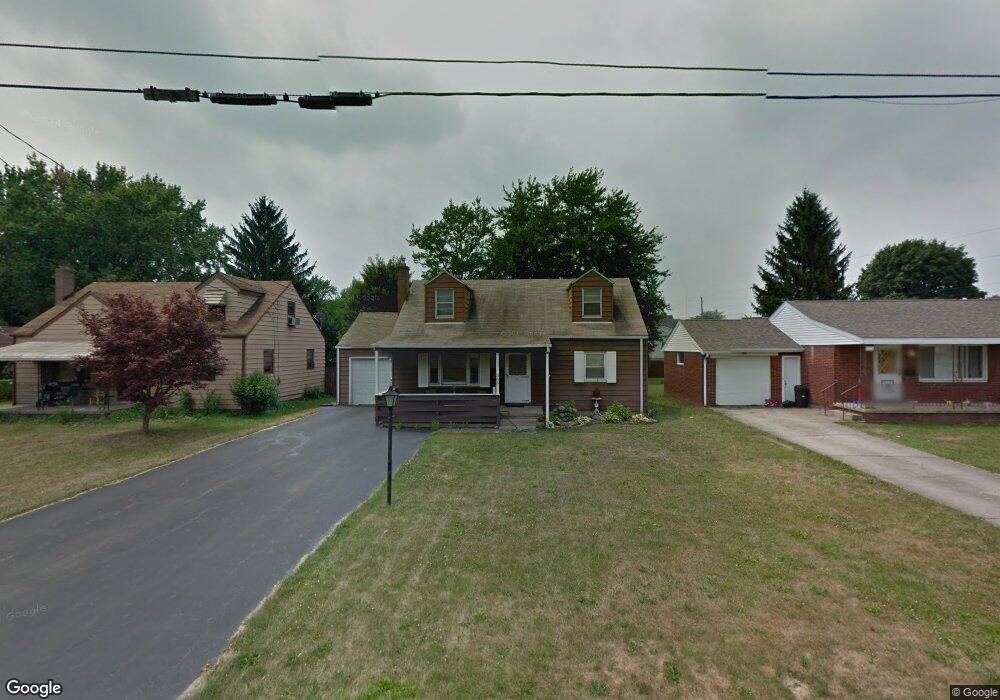 335 Overlook Blvd, Struthers, OH 44471 - photo 1