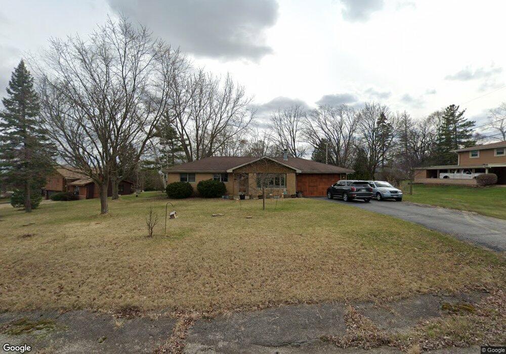 11321 W Carroll Cir, Franklin, WI 53132 - photo 1