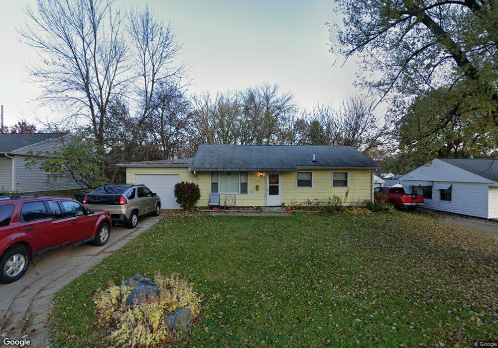 1714 11th Ave SW, Cedar Rapids, IA 52404 - photo 1