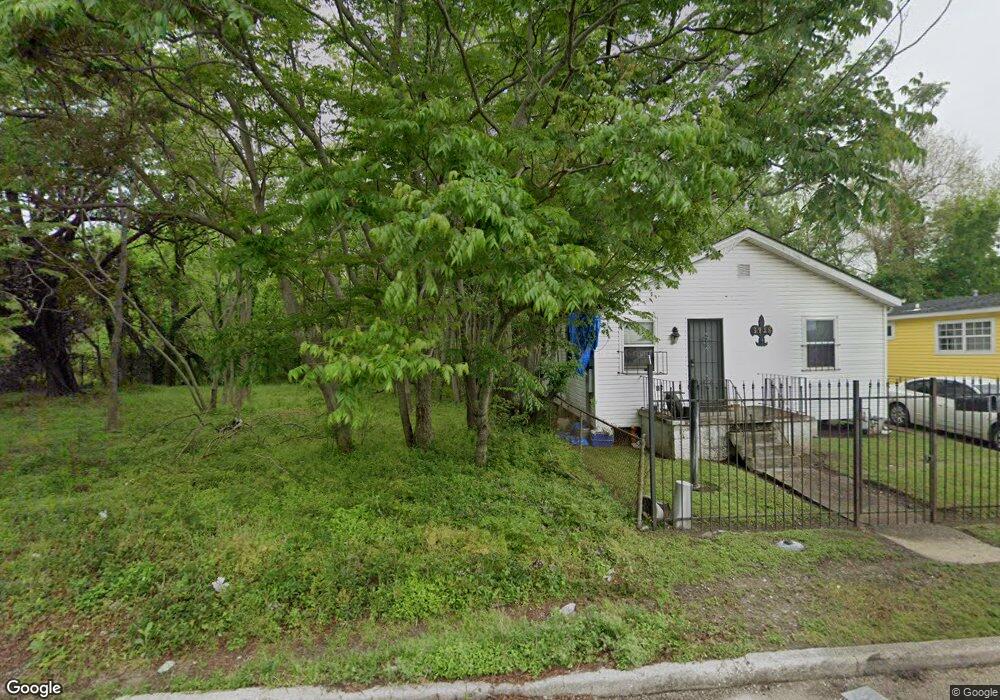 3912 Metropolitan St, New Orleans, LA 70126 - photo 1