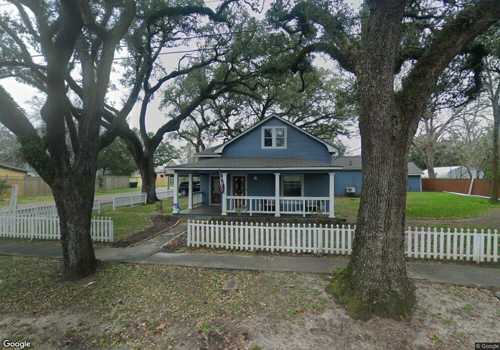 603 W Sidnor St, Alvin, TX 77511 - photo 1