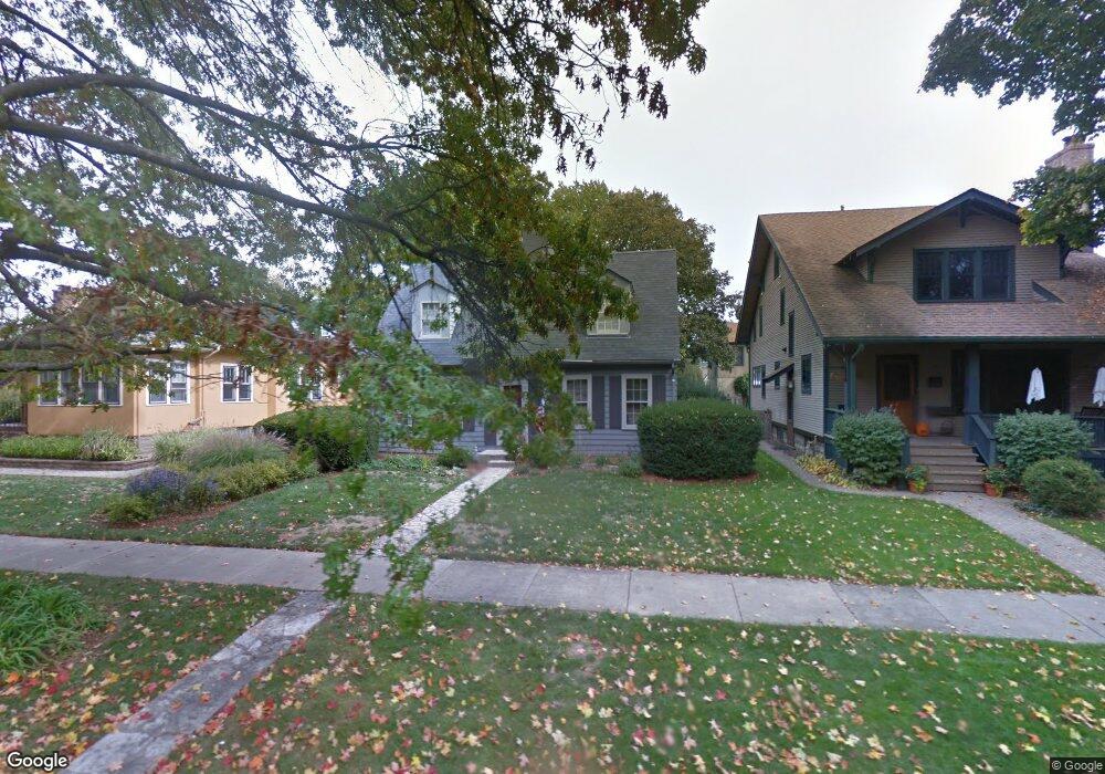 726 N Ellsworth St, Naperville, IL 60563 - photo 1