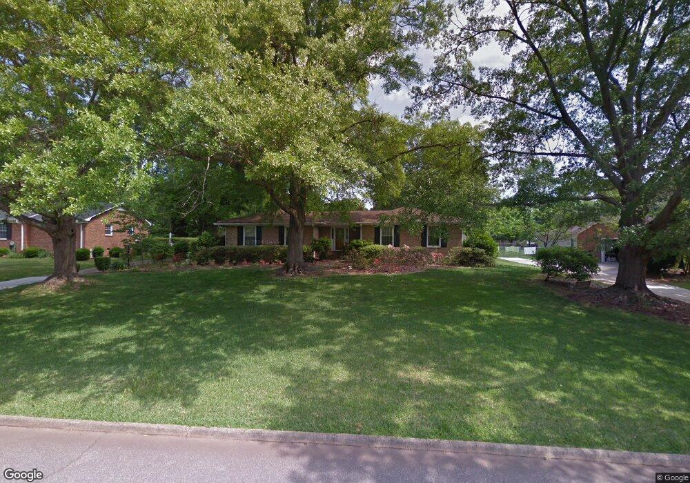 35 Hillsborough Dr, Greenville, SC 29615 - photo 1