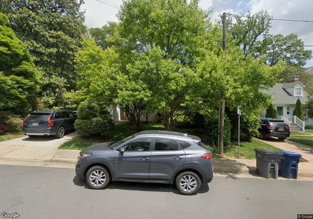 2355 Highland Ave, Falls Church, VA 22046 - photo 1