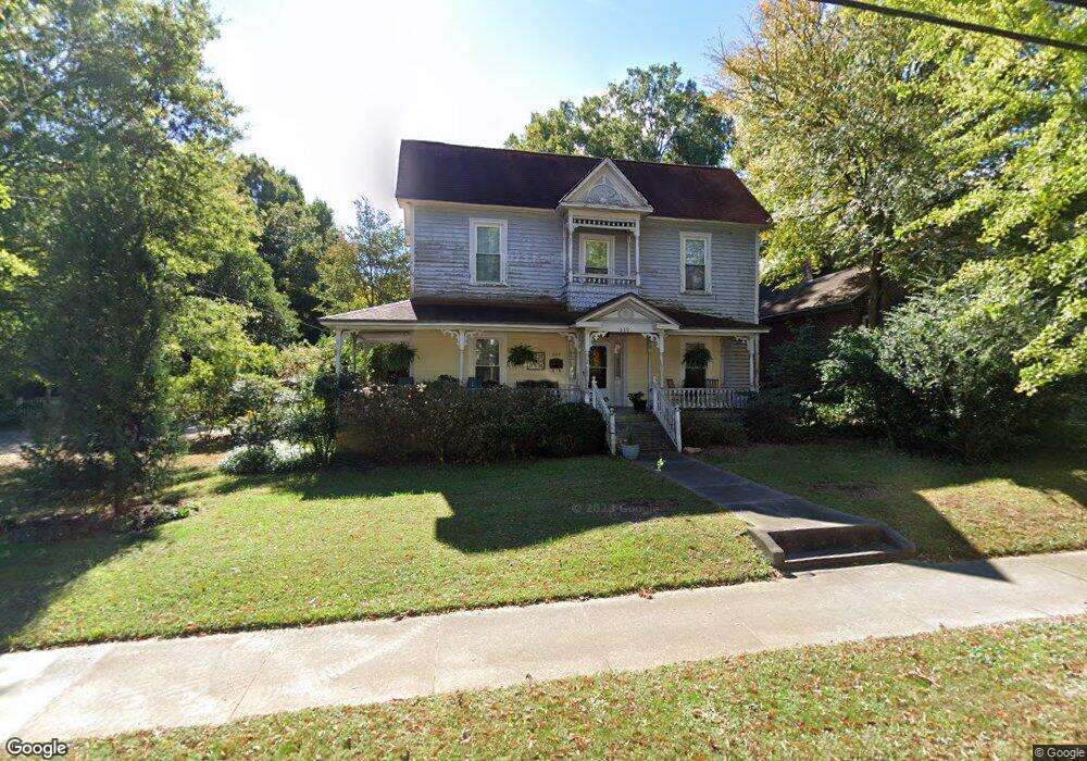 639 W Front St, Statesville, NC 28677 - photo 1