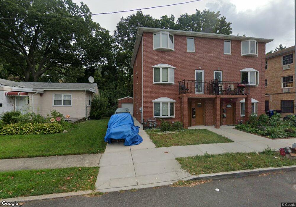 6721 185th St, Flushing, NY 11365 - photo 1