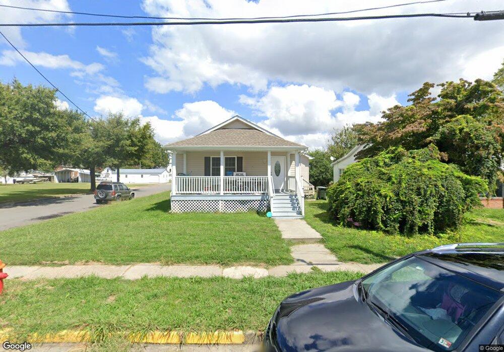 820 Kirby St, West Point, VA 23181 - photo 1