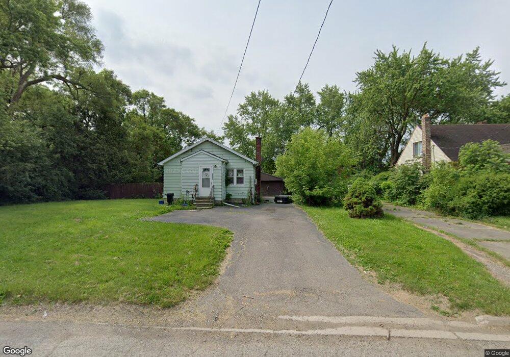 1054 E Cornell Ave, Flint, MI 48505 - photo 1