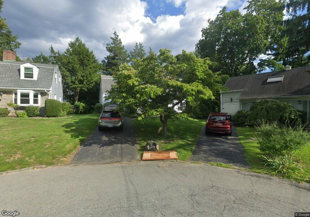 28 Half Moon Ln, Tarrytown, NY 10591 - photo 1