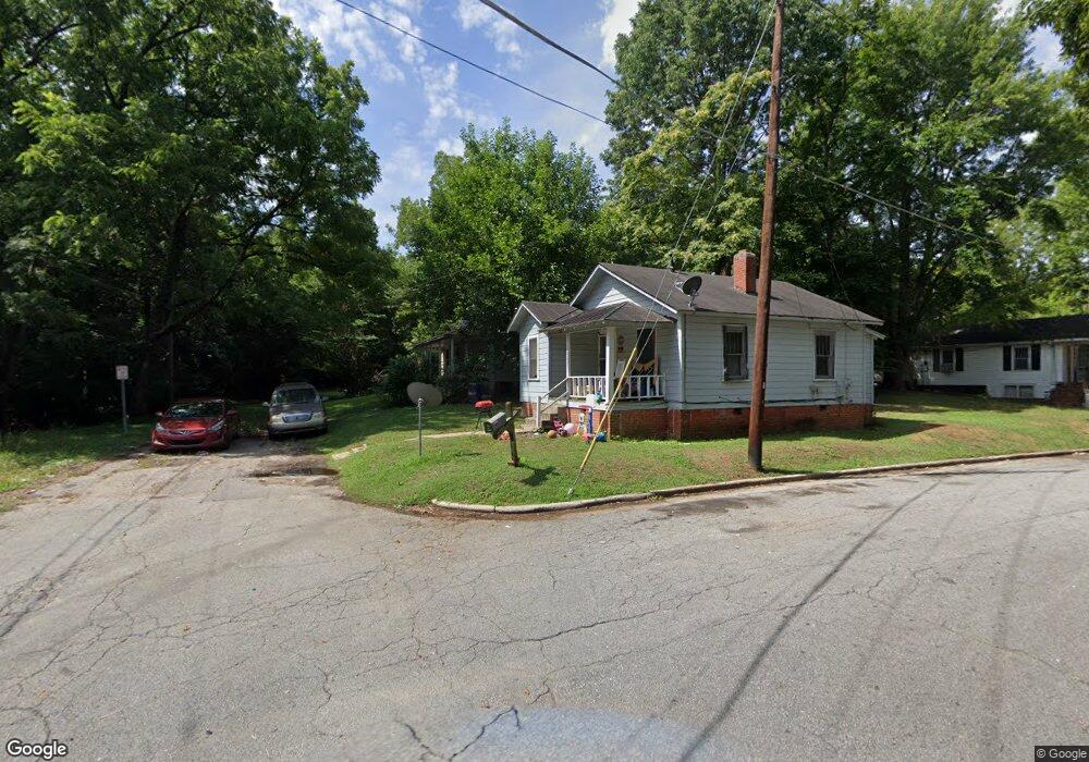 504 Pennsylvania Ave, Reidsville, NC 27320 - photo 1