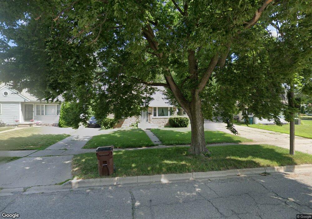 1910 W Saint Joseph St, Lansing, MI 48915 - photo 1