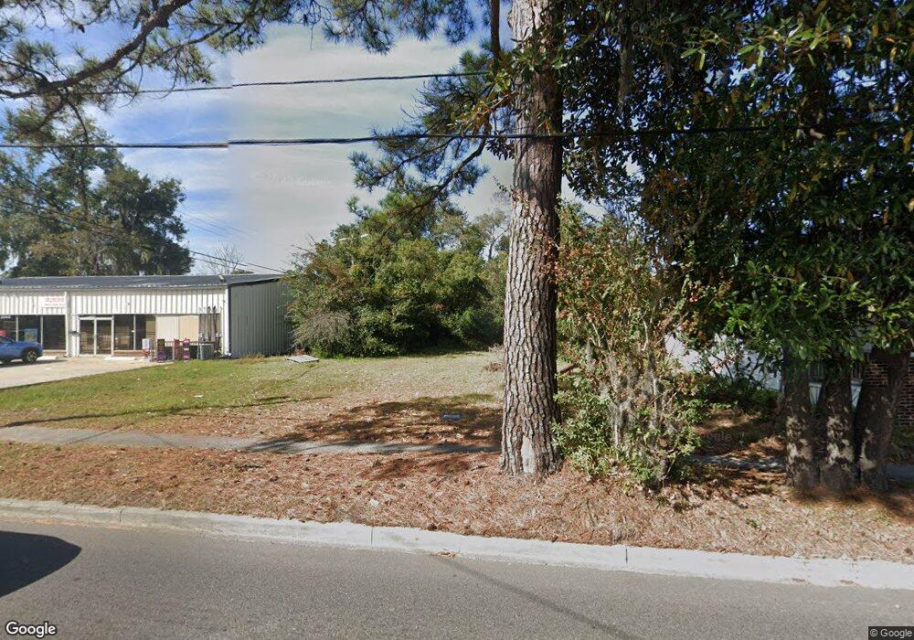 4303 Montgomery St, Savannah, GA 31405 - photo 1