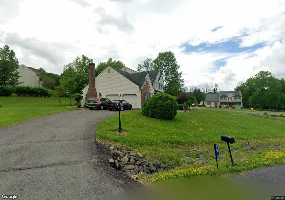 1002 Primrose Ave, Stroudsburg, PA 18360 - photo 1