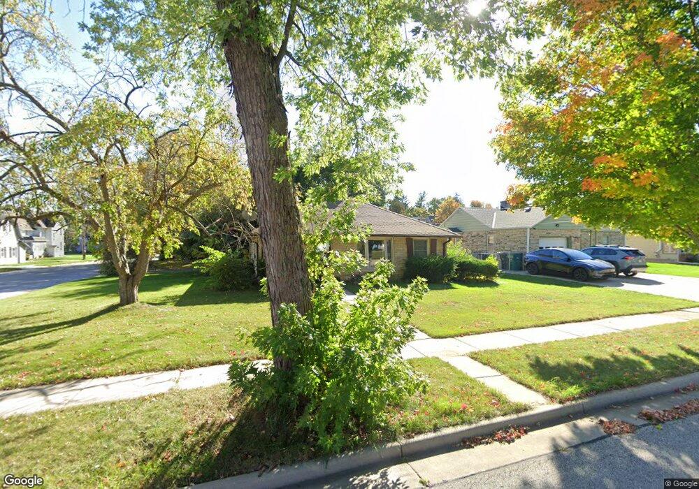 N90W16681 Pershing Ave, Menomonee Falls, WI 53051 - photo 1