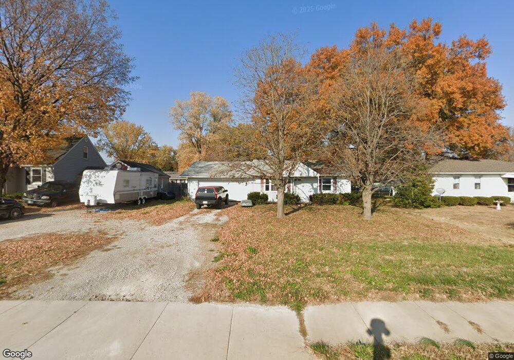 301 Urbanna Dr, Freeburg, IL 62243 - photo 1