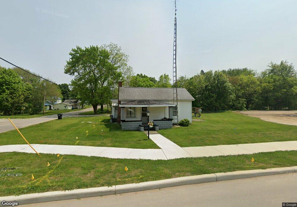 314 N Walnut St, Lagrange, IN 46761 - photo 1