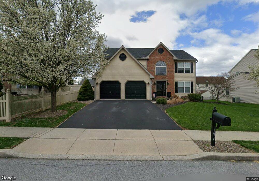 1014 Shilo St, Reading, PA 19605 - photo 1