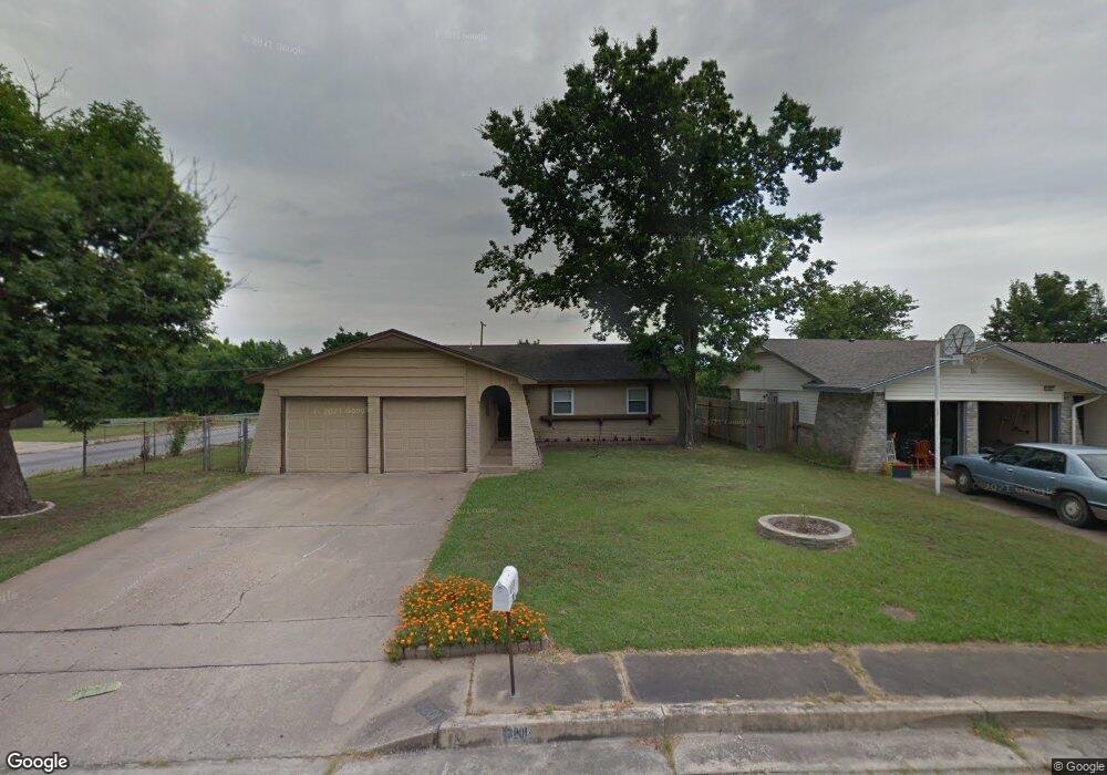 2913 S Ash St, Broken Arrow, OK 74012 - photo 1