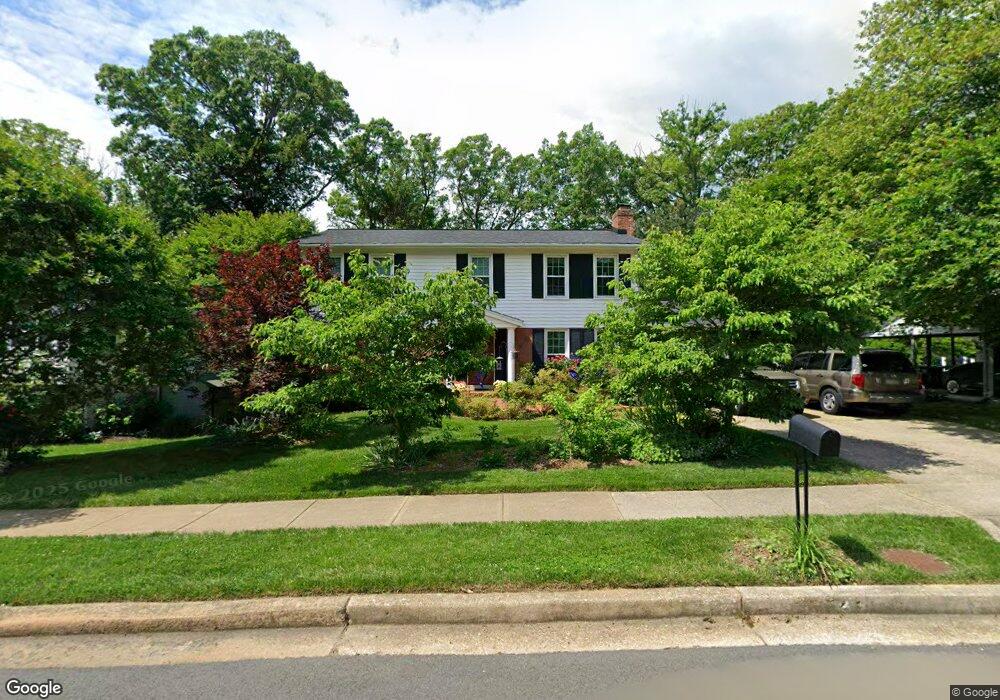 4916 Gadsen Dr, Fairfax, VA 22032 - photo 1