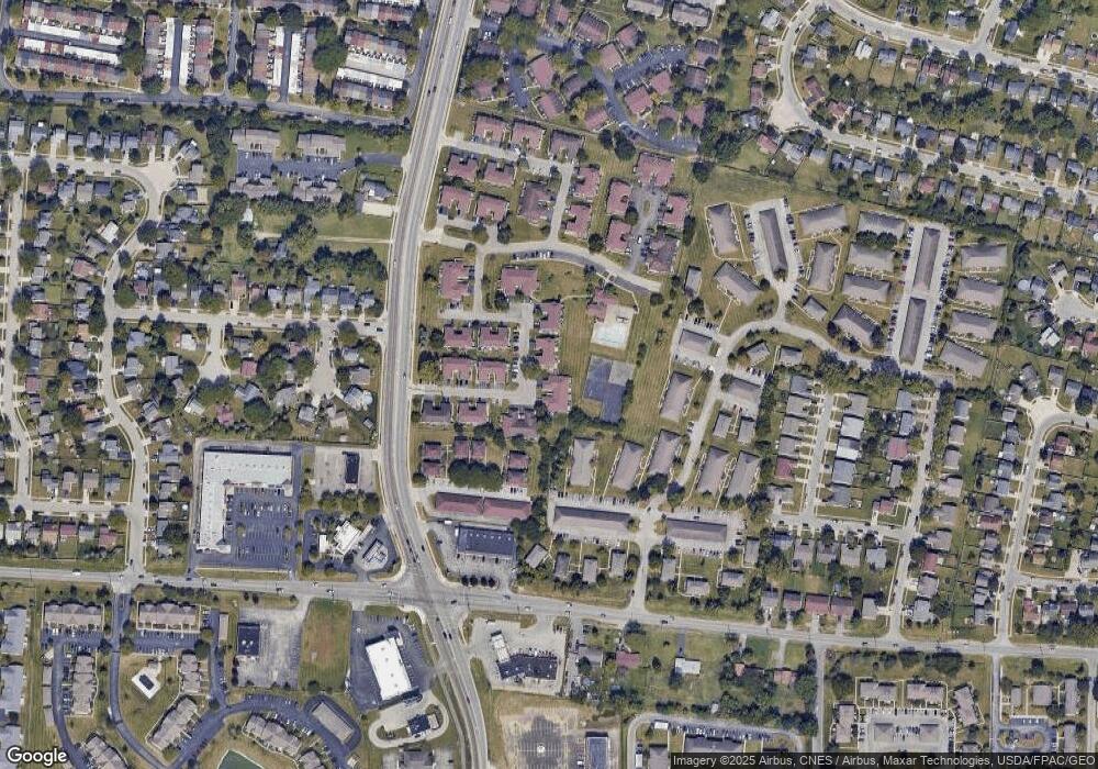 904 Westbury Ln S, Columbus, OH 43228 - photo 1