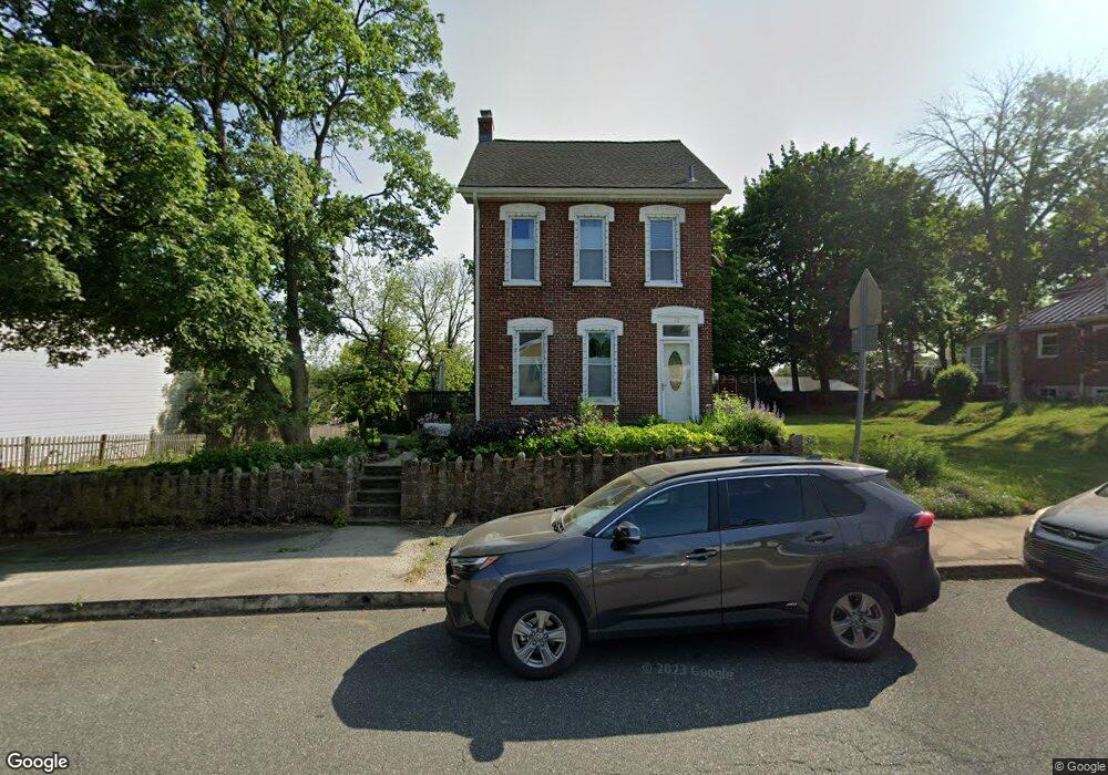 10 W 8th St unit FRONT, Pottstown, PA 19464 - photo 1