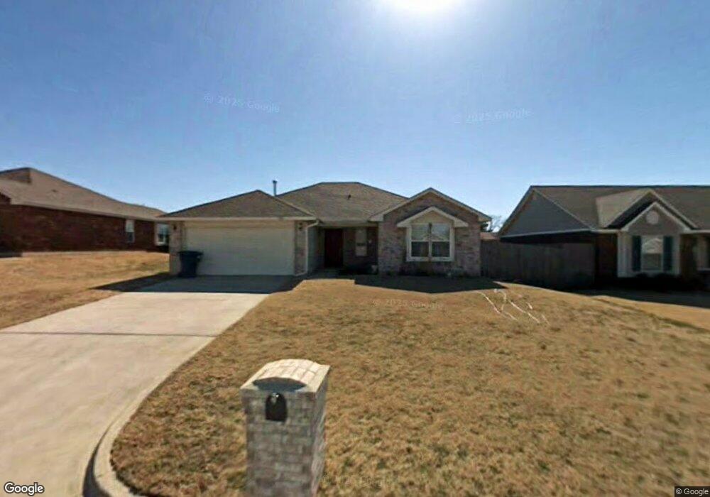 704 Bent Tree Rd, Noble, OK 73068 - photo 1