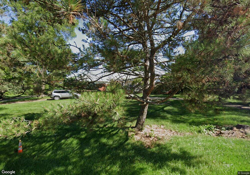 2607 Circle Dr, Flint, MI 48507 - photo 1