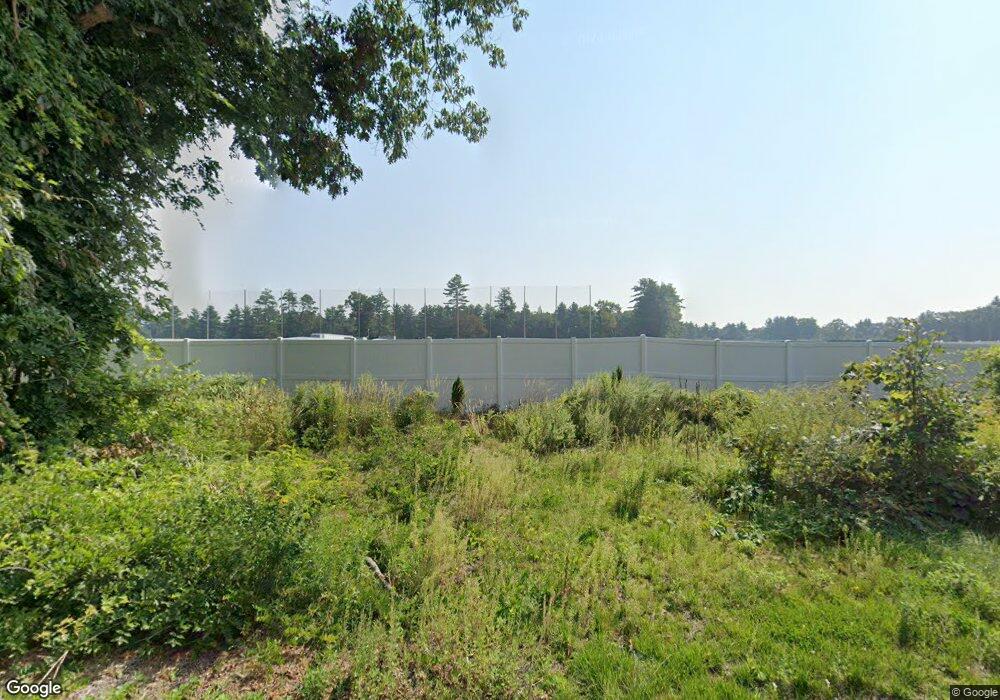 186 Maple St, Bellingham, MA 02019 - photo 1