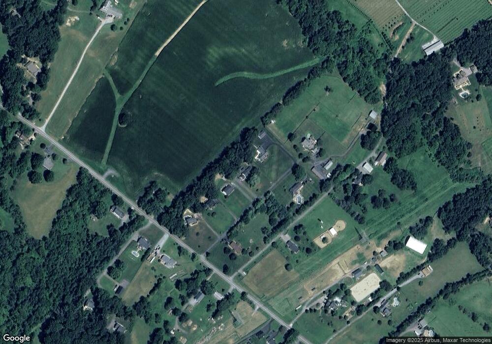 380 Bridgestone Dr, Sykesville, MD 21784 - photo 1