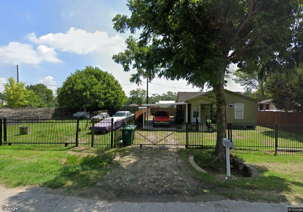 6122 Rollins St, Houston, TX 77091 - photo 1
