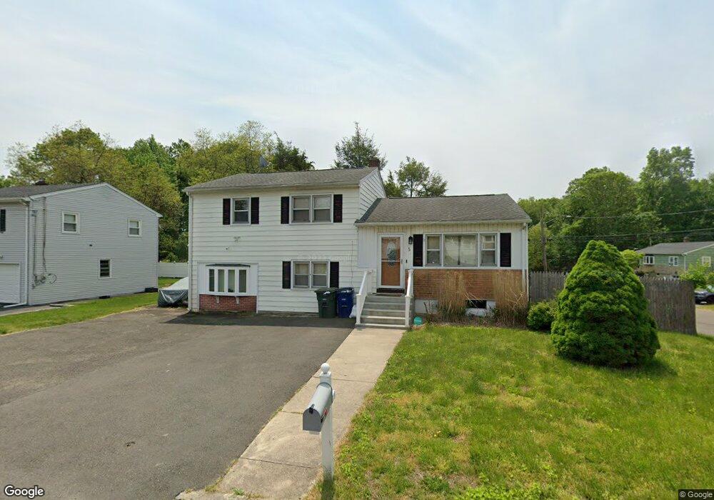 173 Ranch Dr, Bridgeport, CT 06606 - photo 1