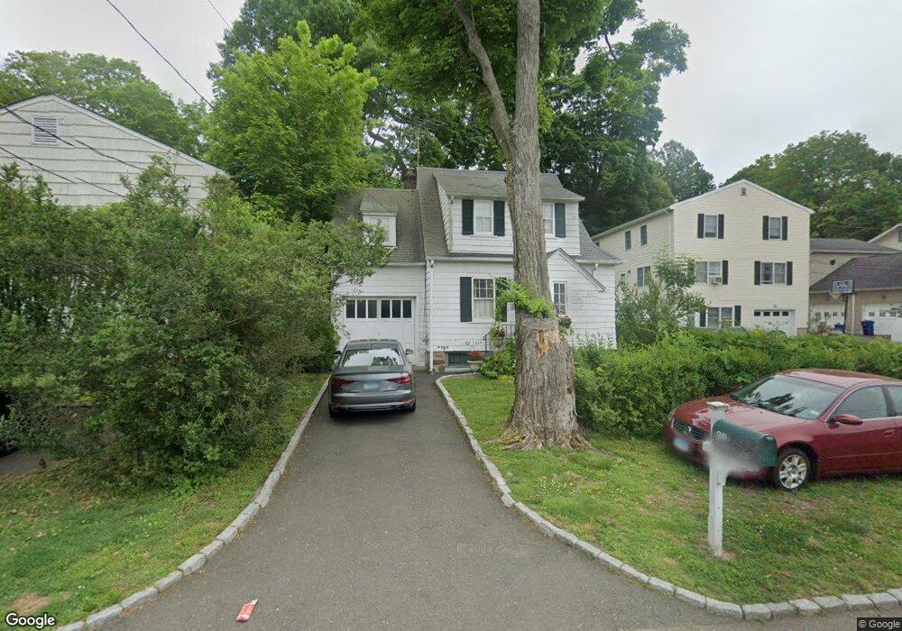 29 Green Ln, Greenwich, CT 06831 - photo 1