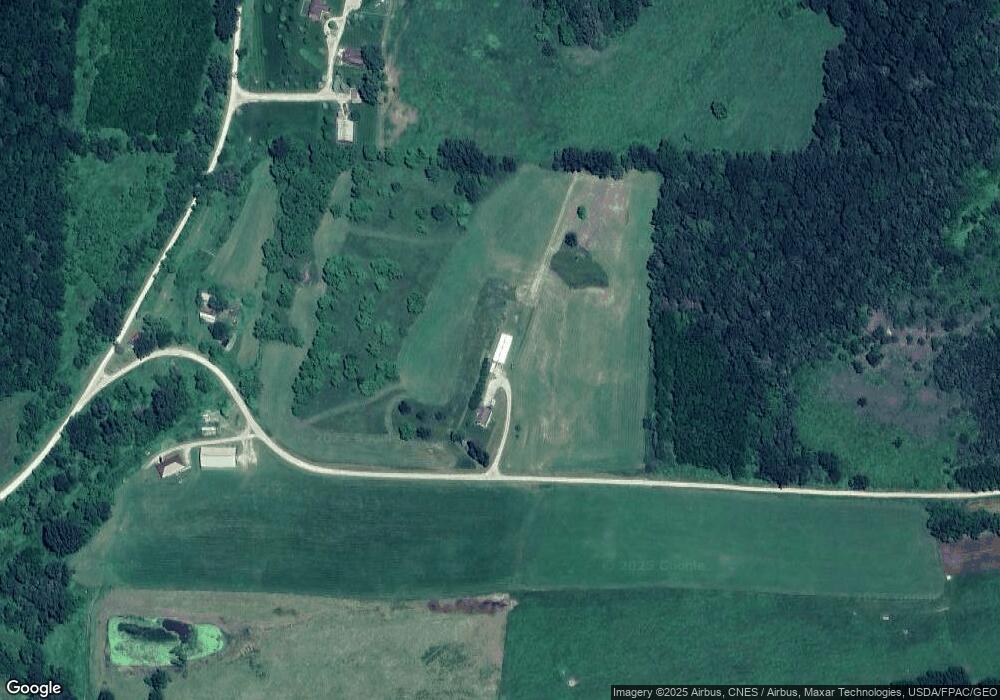 16240 Catalpa Coulee Dr, Houston, MN 55943 - photo 1