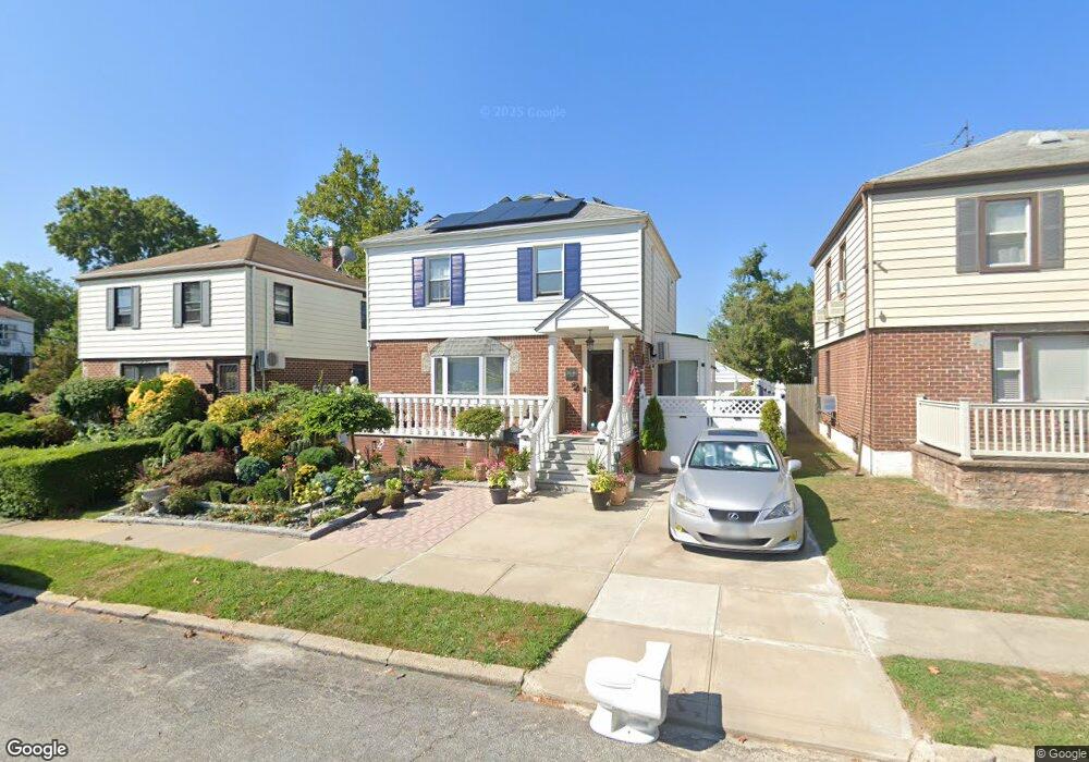 5648 190th St, Fresh Meadows, NY 11365 - photo 1