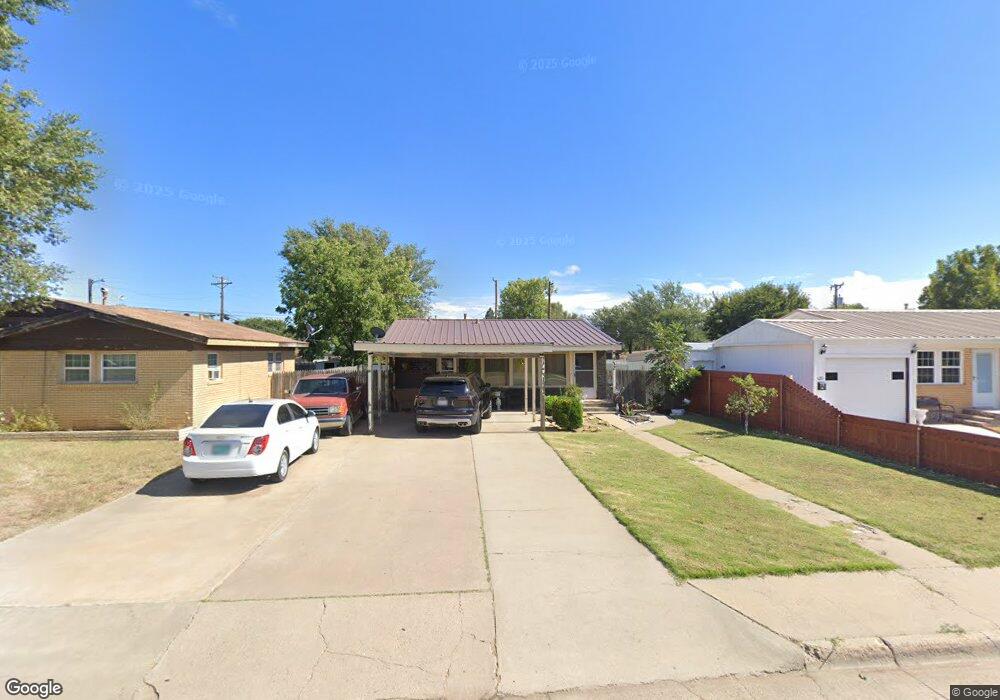 412 Oak Ave, Dumas, TX 79029 - photo 1