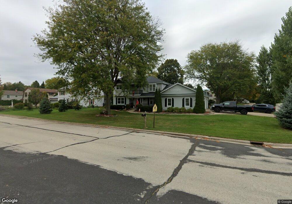 N101W16112 Santa fe Dr, Germantown, WI 53022 - photo 1