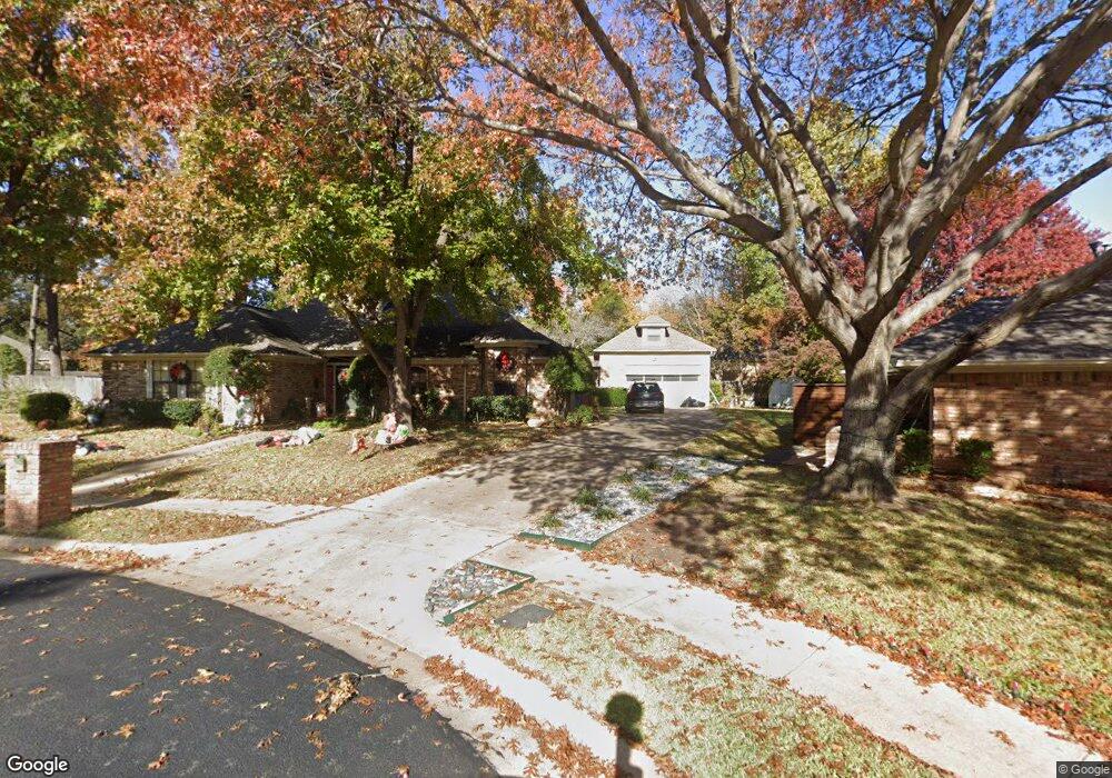 2001 Audubon Ct, Bedford, TX 76021 - photo 1