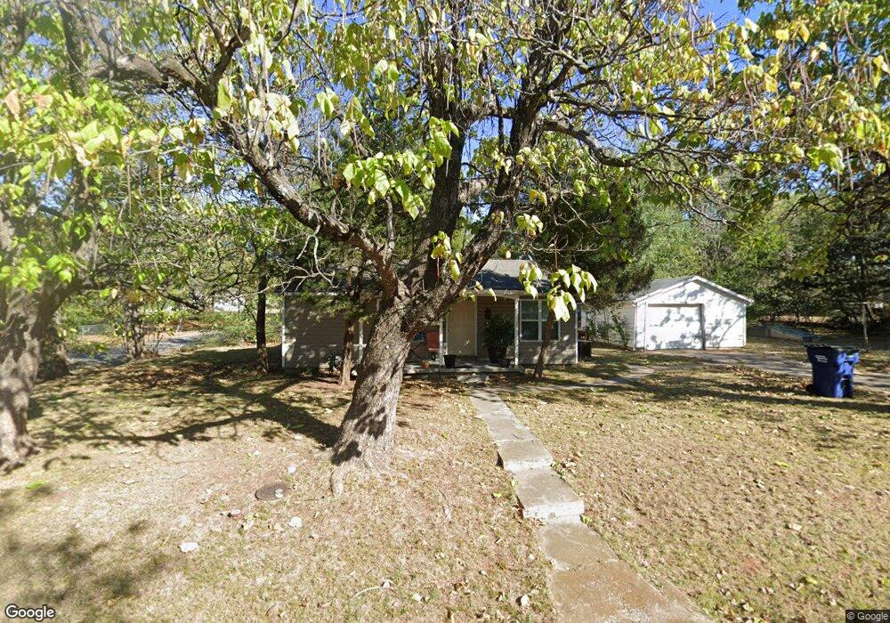 1225 N Pennsylvania Ave, Shawnee, OK 74801 - photo 1