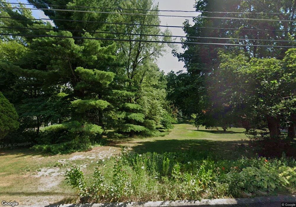 5454 Lower MacUngie Rd, Macungie, PA 18062 - photo 1