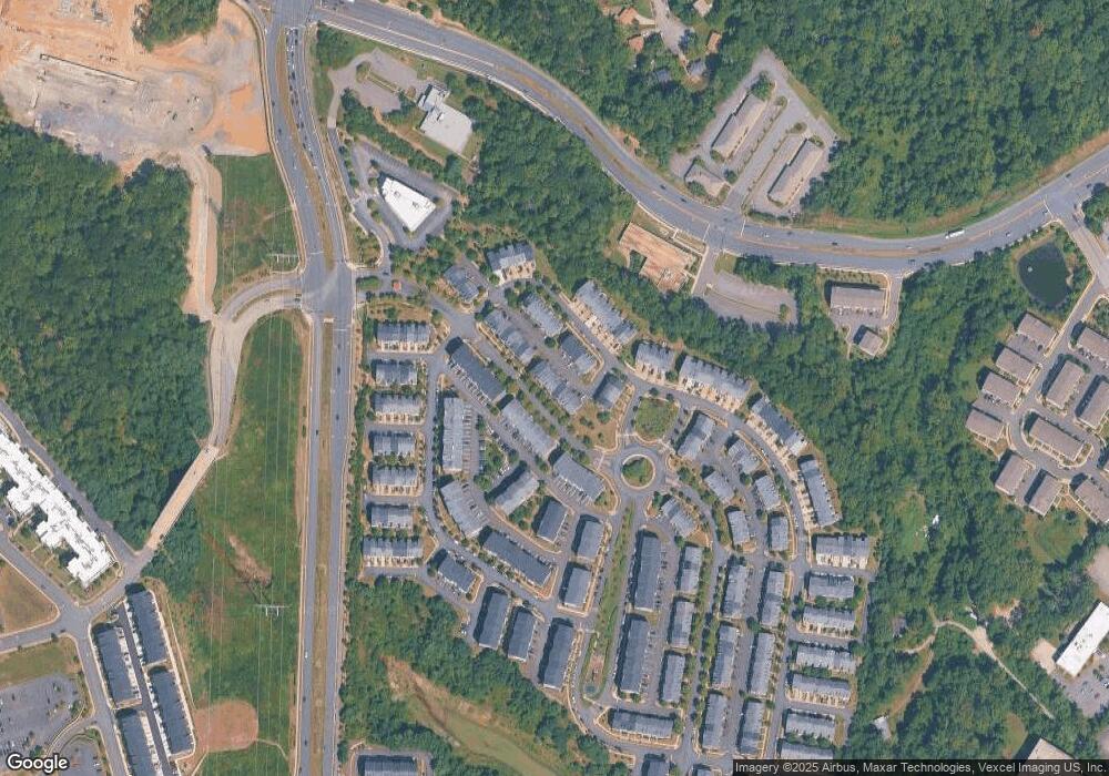 14757 Potomac Branch Dr unit 17, Woodbridge, VA 22191 - photo 1