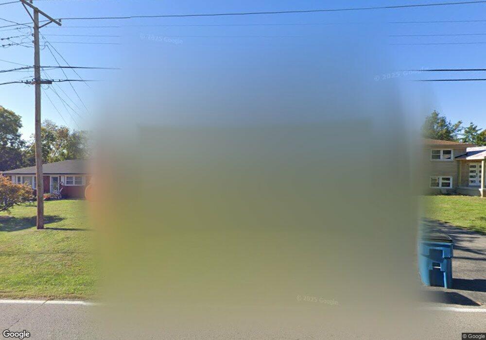 6210 Applegate Ln, Louisville, KY 40219 - photo 1