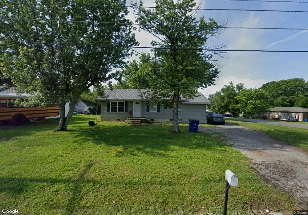 215 Moreland Ave, Shelbyville, TN 37160 - photo 1