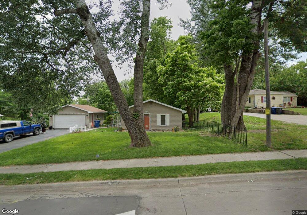 3217 E Douglas Ave, Des Moines, IA 50317 - photo 1