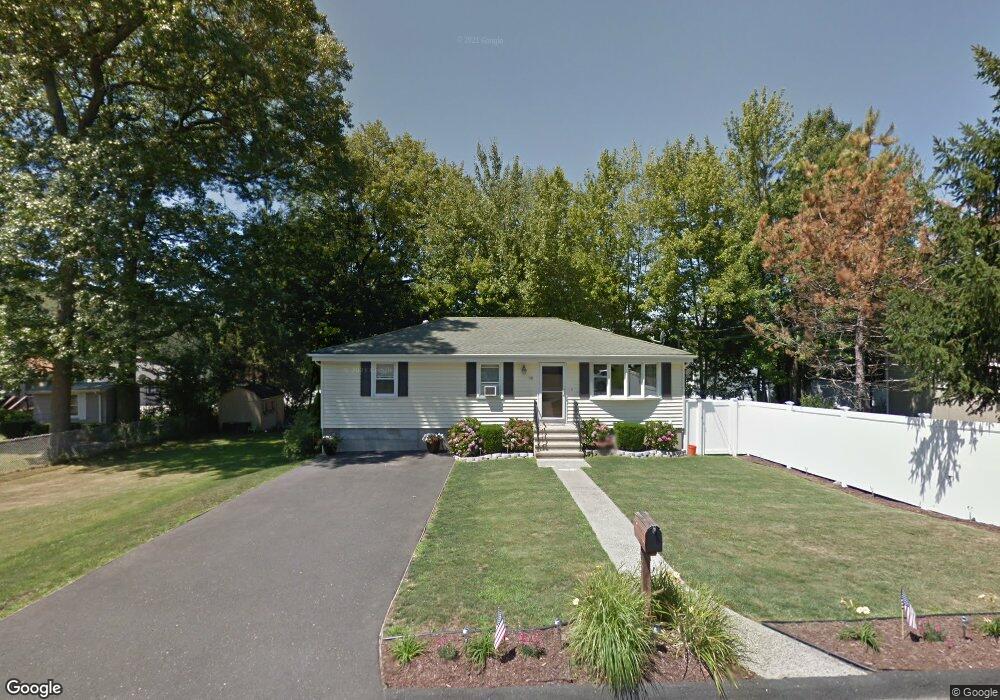 98 Mohawk Drive Extension, West Haven, CT 06516 - photo 1