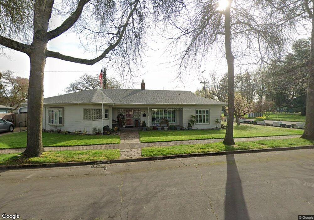 939 Lawnridge St SW, Albany, OR 97321 - photo 1