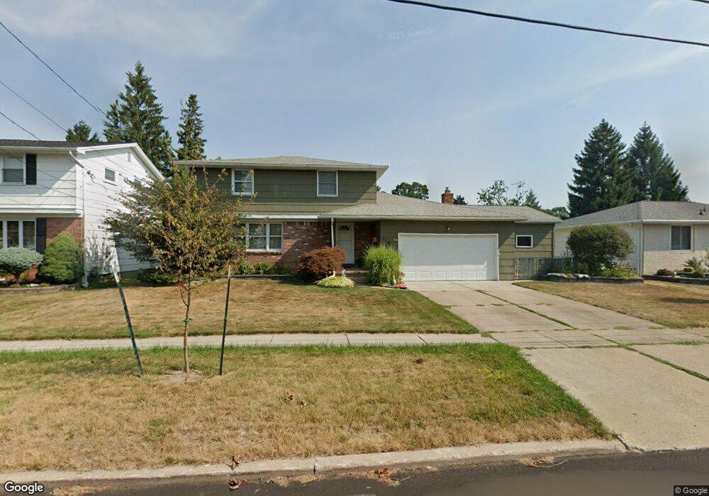 730 Castlebar Dr, North Tonawanda, NY 14120 - photo 1